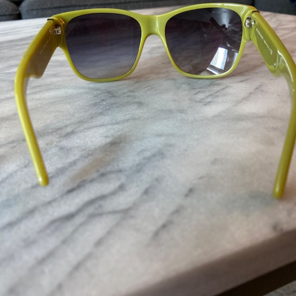 Burberry sunglasses